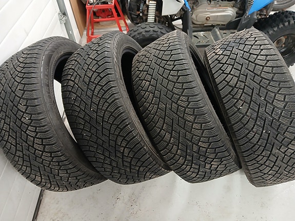 Nokian kitkarenkaat 275/45 R21
