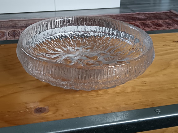 Iso Lunaria-sarjan kulho, Tapio Wirkkala, Iittala