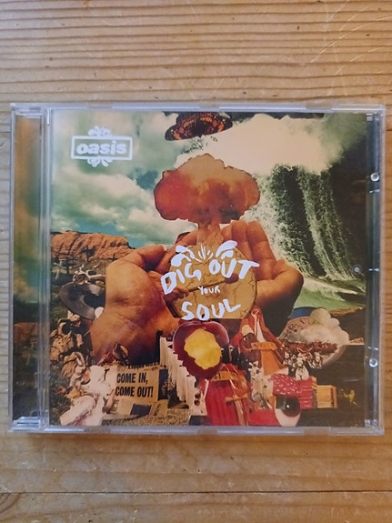 Oasis: Dig Out Your Soul CD
