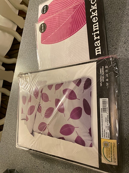 Marimekko parivuoteen pussilakana ja tyynyliinat