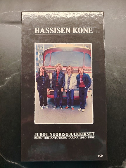 Hassisen kone - Jurot nuorisojulkkikset koko tuotanto koko tarina 1980-1982