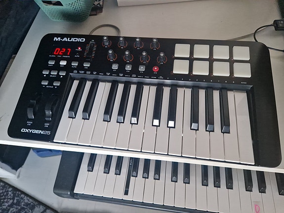 M-audio Oxygen25 Gen 4