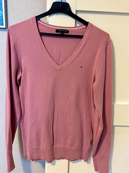 Naisten neule Tommy Hilfiger M