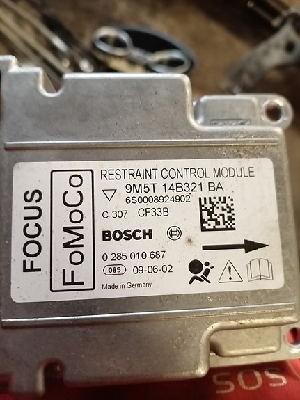 Ford Focus 1.8TDCI airbag keskus yksikkö