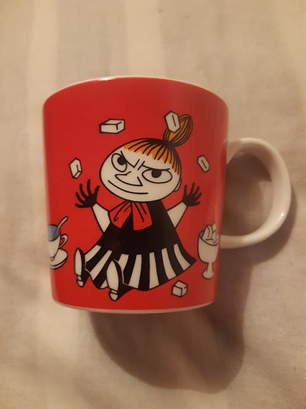 Muumimuki pikku myy
