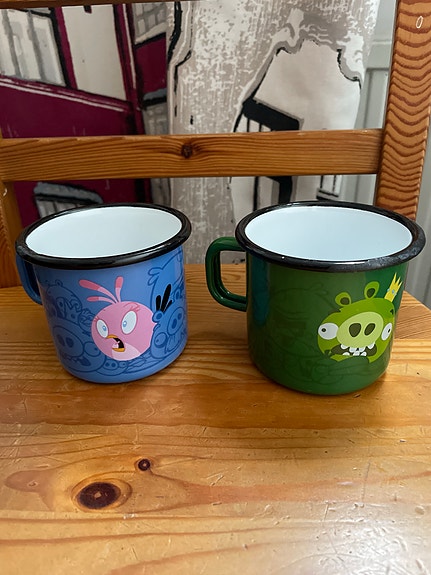 Muurla Angry birds emalimukit