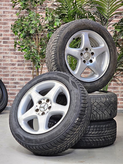 16" Mercedes-Benz C vanteet kitkarenkailla