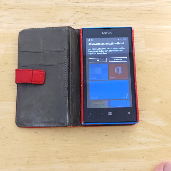 Nokia Lumia 520 Älypuhelin