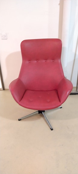 Pyörivä TV-tuoli 1960-1970 luvulta