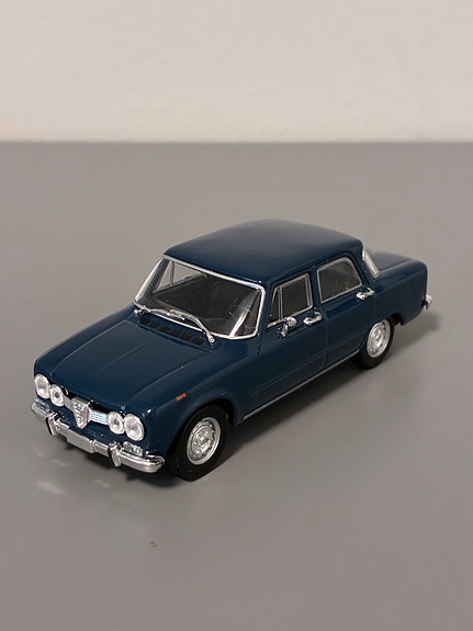 Product image 1 of 8