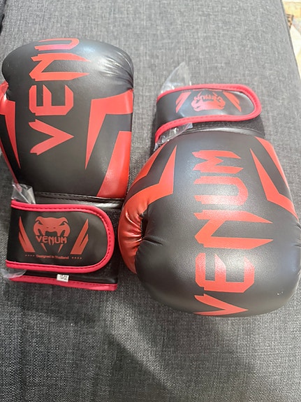 Venum nyrkkeilyhanskat rexine 12 Oz