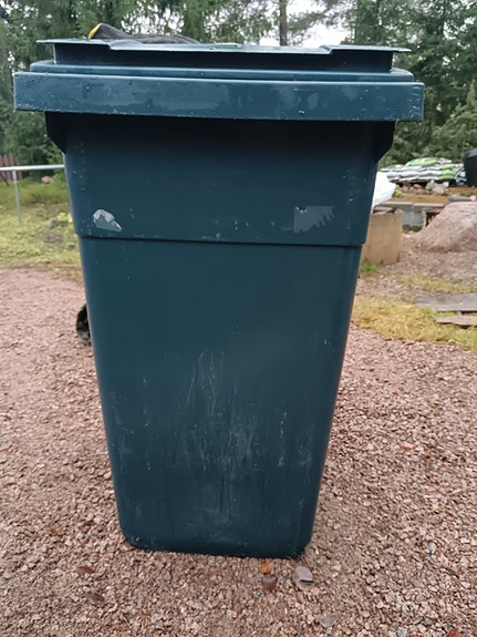 Jäteastia pyörillä 240l