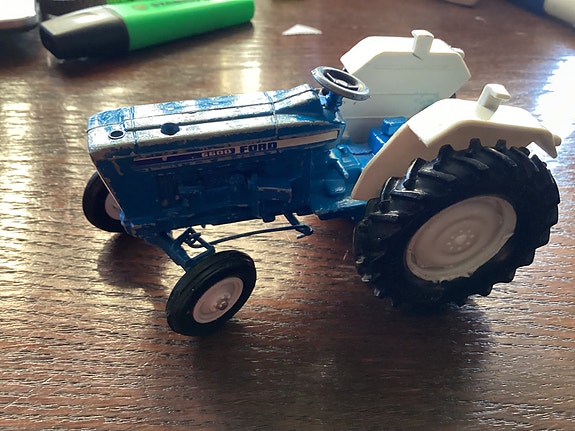 Nouto tai postiin,katso myyntini! Ford 5000 traktori Britains keräily toy lelu