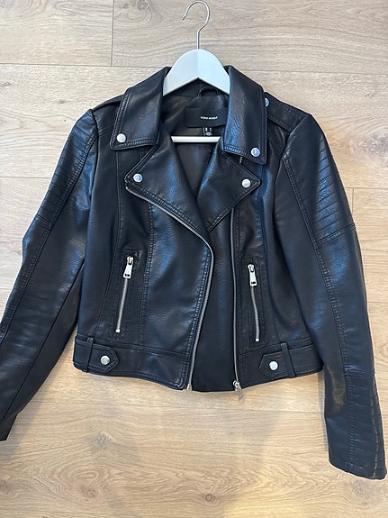 Vero Moda Nahkatakki (keinonahkaa)  Musta S