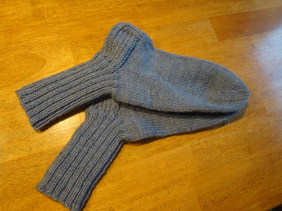 miesten villasukat  käsinkudotut