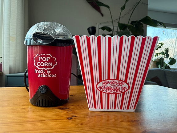Popcorn kone ja kulho