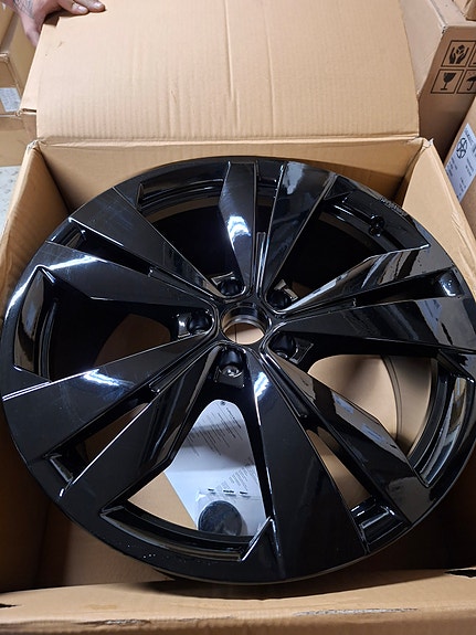 VW OEM 9X20" ET42