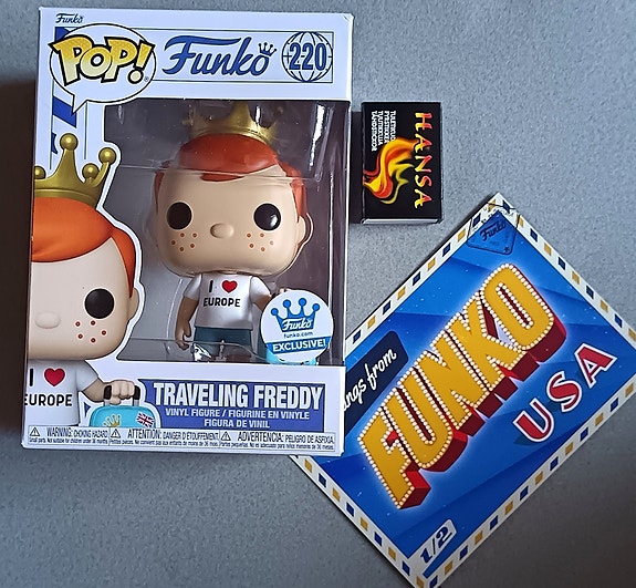Funko Pop! Traveling Freddy Exclusive keräilyfiguuri no 220 + postikortti