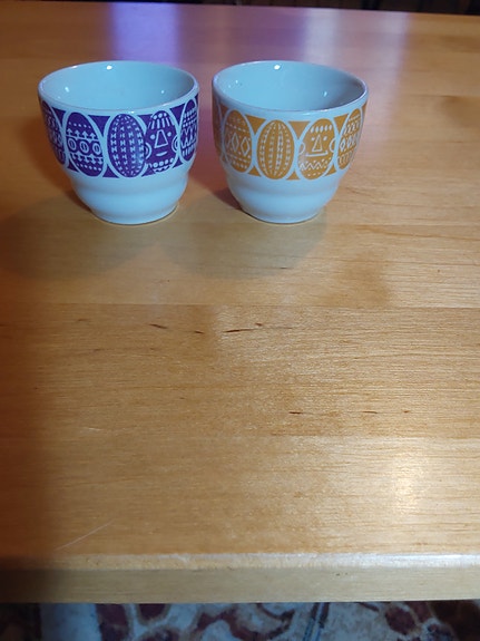 Arabia Kauno Keltainen ja Violetti Munakuppi, Vintage