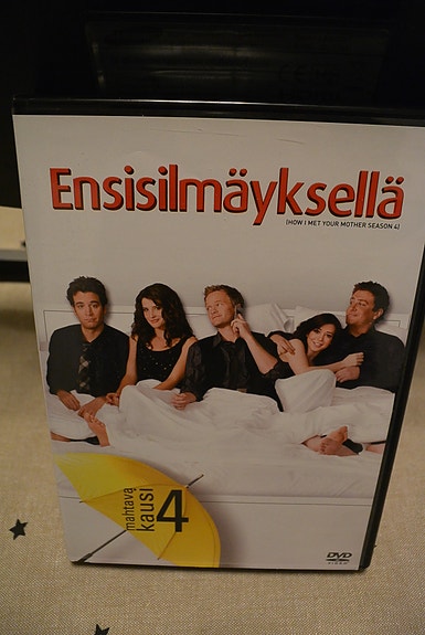Ensisilmäyksellä kausi 4.