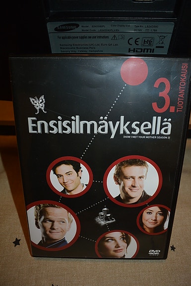 Ensisilmäyksellä kausi 3.