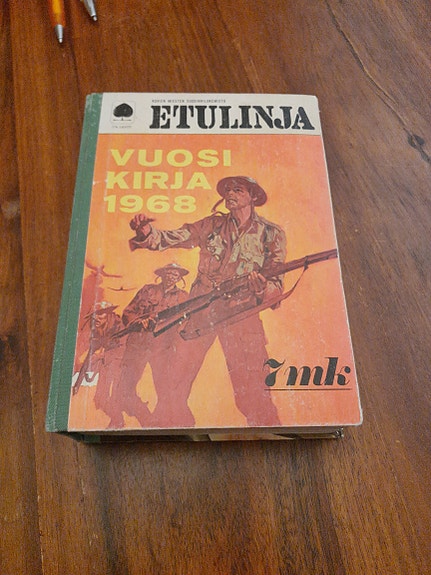 Etulinja Vuosi Kirja 1968