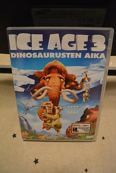 Ice Age 3 Dinosaurusten Aika DVD-elokuva
