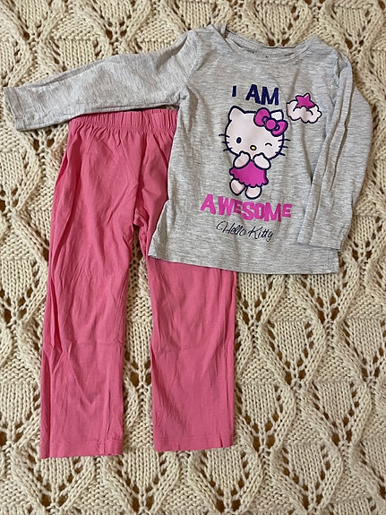 Hello Kitty pyjama 104 (98)