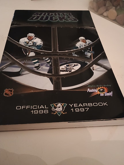 NHL Mighty Ducks of Anaheim Official Yearbook 1996-1997