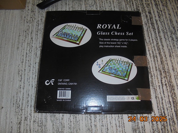 royal glass chess set shakkilauta