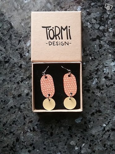 Törmi design korvakorut