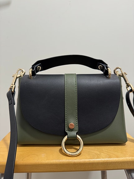 Tommy Hilfiger olkalaukku
