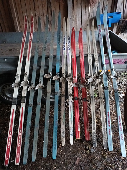 Vanhoja suksia