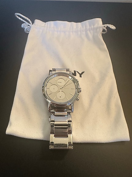 DKNY naisten rannekello