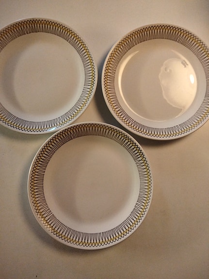 Vanhat lautaset