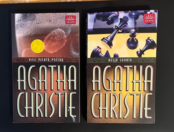 2 Agatha Christie Hercule Poirot pokkaria
