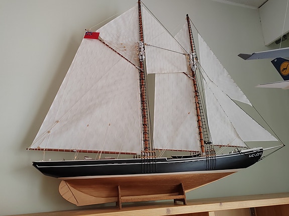 Myydään Bluenose purjelaiva pienoismalli