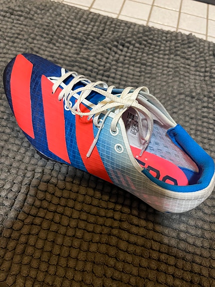 Adidas pikajuoksu piikkarit koko 38