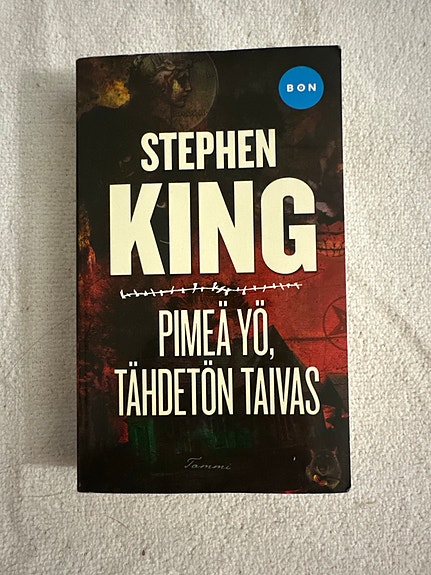 Pimeä yö, tähdetön taivas