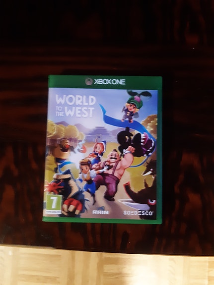 World to the west xbox one peli