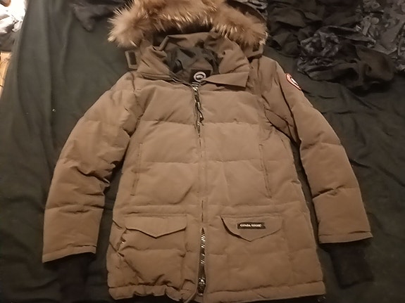 Canada Goose Talvitakki Ruskea M Polyesteri
