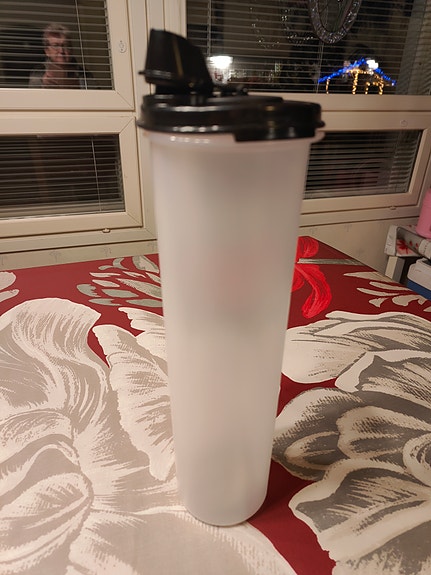 Tupperware Mahtuvat pyöreä
