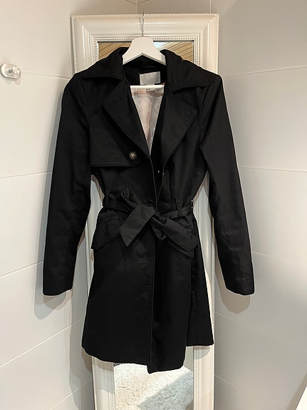 H&M pitkä takki musta koko M
