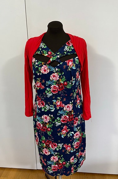 Vintagehenkinen satiini/elastaani XL mekko/asukokonaisuus