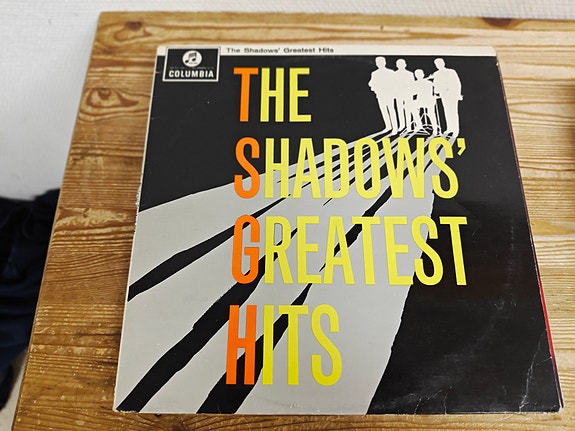 Shadows  - Greatest Hits