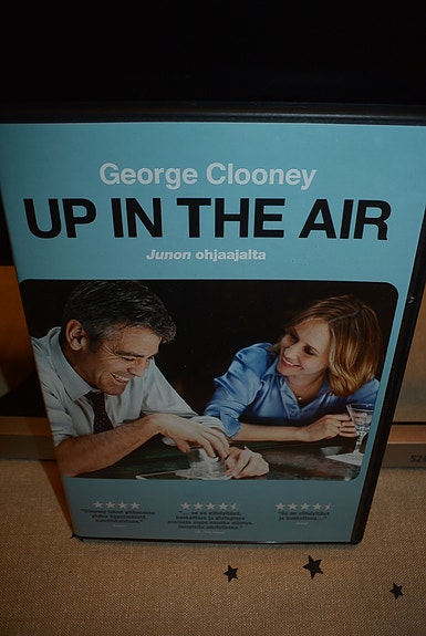 George Clooney Up in the Air Junior-ohjaajilta DVD-elokuva