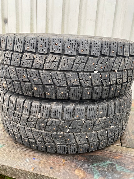 pakettiauto nastarenkaat 205/65/R16C 2 kpl