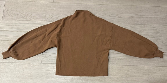 Vero Moda puhvihiha ruskea neule