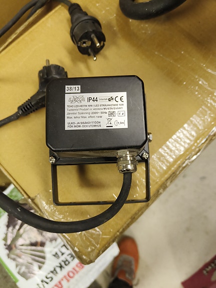 CL-87 LED-työvalo 10W musta