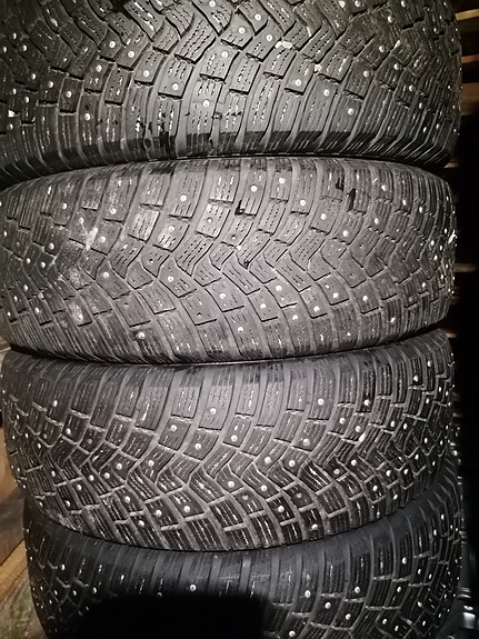 Continental nastarenkaat 215/65 R17